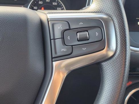 Used 2025 Chevrolet Blazer LT image 14