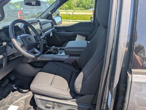 New 2026 Ford F150 XLT w/ Equipment Group 302A MID AWD/4WD image 15