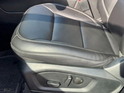 Used 2023 Ford Explorer XLT w/ Equipment Group 202A image 26