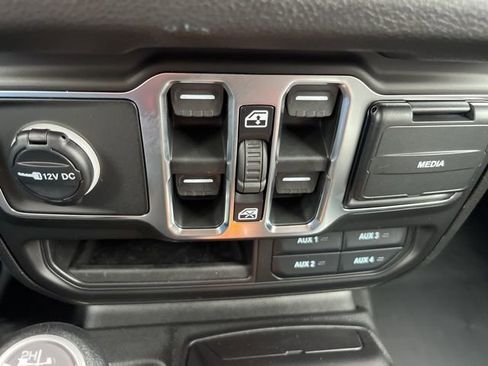 New 2026 Jeep Wrangler Unlimited Sport image 22