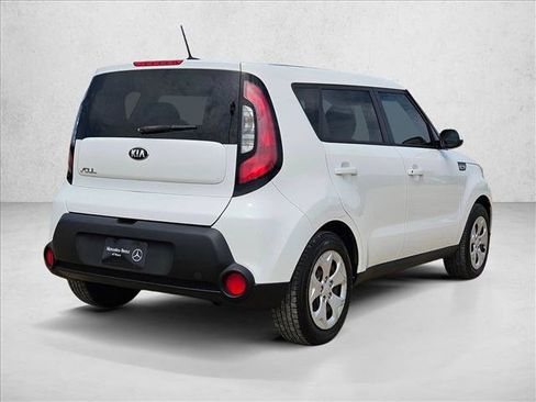 Used 2015 Kia Soul FWD image 5