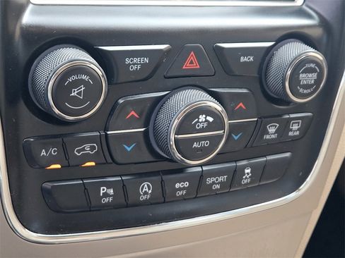 Used 2017 Jeep Grand Cherokee Limited image 20