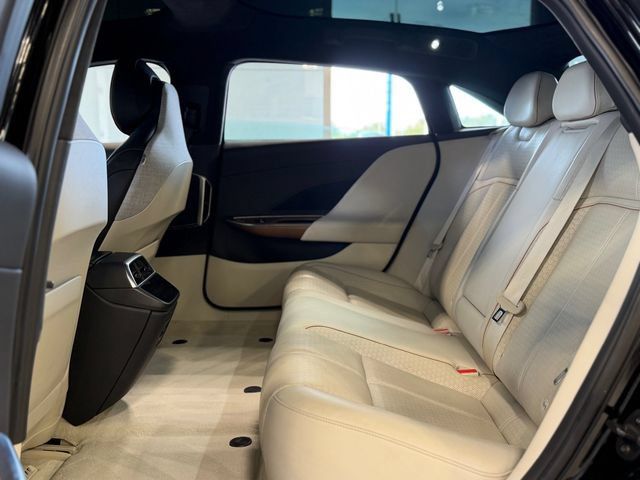 Used 2022 Lucid Air Grand Touring AWD/4WD image 11