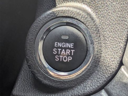 Used 2020 Subaru Outback Limited XT image 21