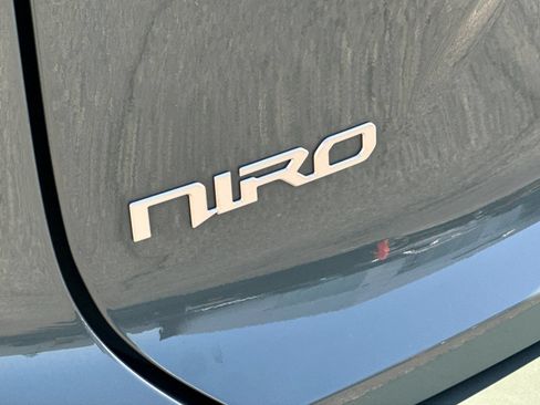 Used 2023 Kia Niro Wind FWD image 27