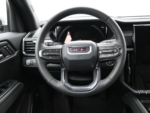 New 2026 GMC Acadia AT4 w/ Luxury Package AWD/4WD image 10