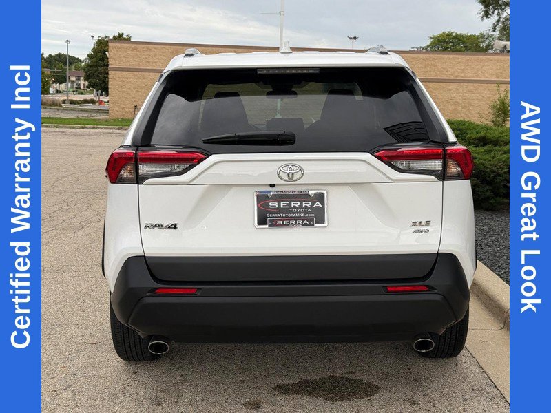 Used 2023 Toyota RAV4 XLE AWD/4WD image 4