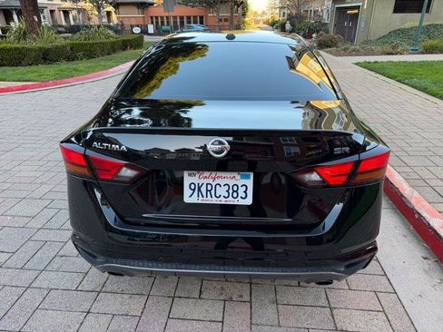 Used 2021 Nissan Altima 2.5 SR FWD image 16