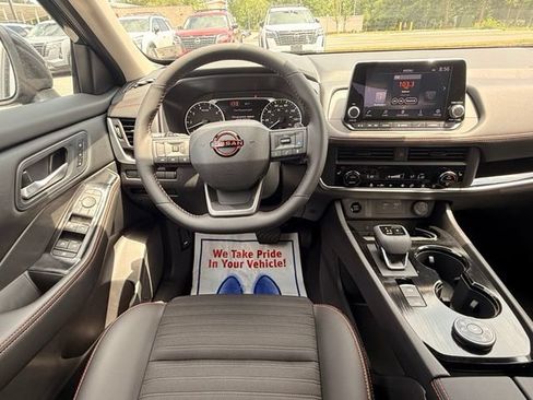New 2026 Nissan Rogue SV w/ Rock Creek Premium Package AWD/4WD image 22