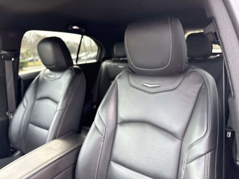 Used 2025 Cadillac XT4 Premium Luxury image 23