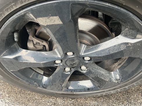 Used 2022 Jeep Grand Cherokee L Laredo image 4