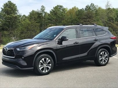 Used 2021 Toyota Highlander XLE