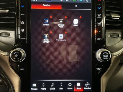 Used 2024 RAM 2500 Laramie w/ Safety Group AWD/4WD image 21