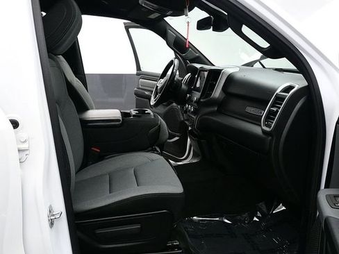 Used 2021 RAM 1500 Big Horn image 12