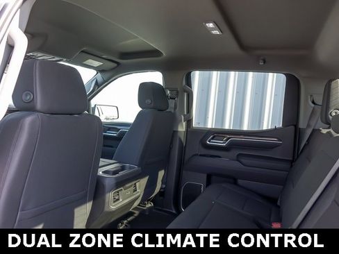 New 2026 Chevrolet Silverado 1500 LT w/ Z71 Off-Road Package image 13