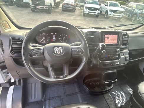 Used 2023 RAM ProMaster 2500 image 32
