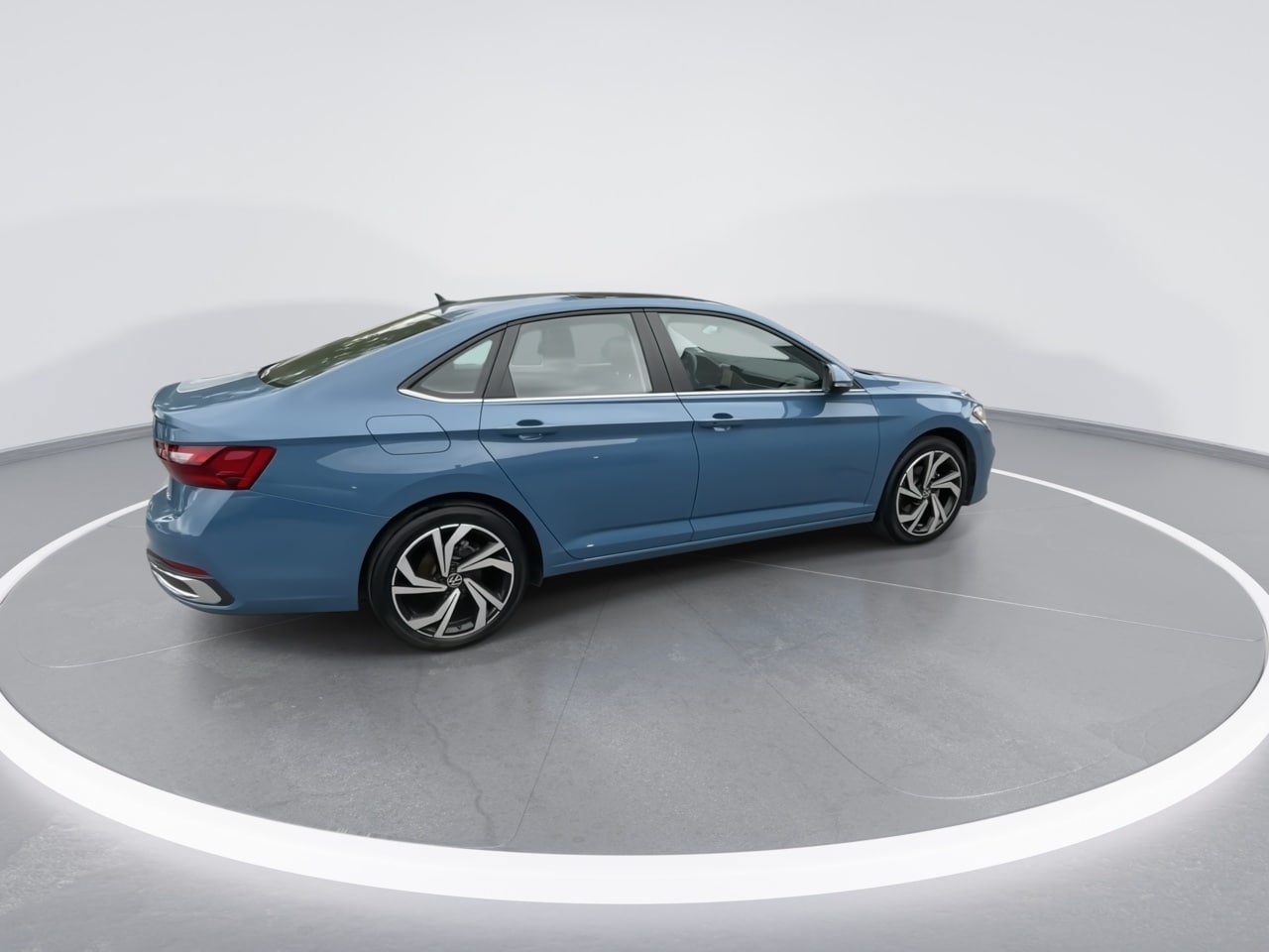 Used 2025 Volkswagen Jetta SEL FWD image 21