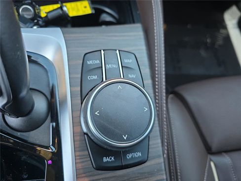 Used 2023 BMW 530i w/ M Sport Package image 20