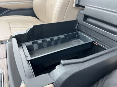 Certified 2023 Ford Expedition Limited image 19