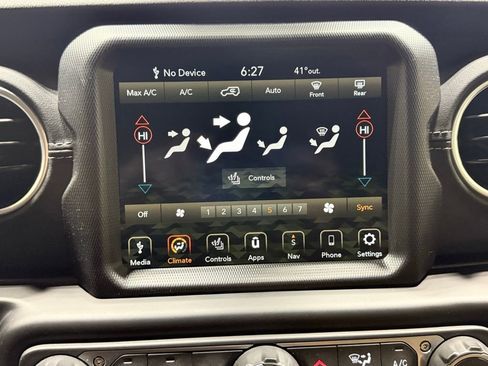 Used 2023 Jeep Wrangler Unlimited Rubicon 4xe w/ Steel Bumper Group image 32