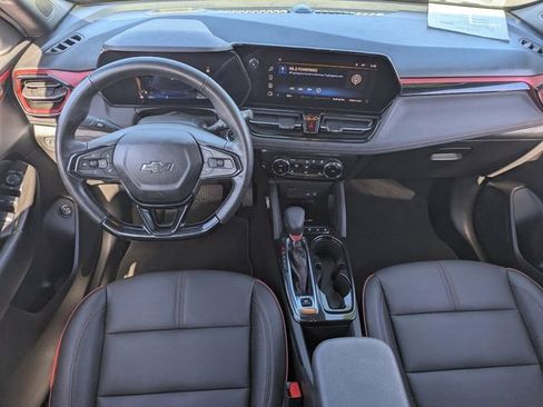 Used 2025 Chevrolet TrailBlazer RS w/ Convenience Package image 15