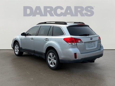 Used 2014 Subaru Outback 2.5i w/ Alloy Wheel Package AWD/4WD image 5