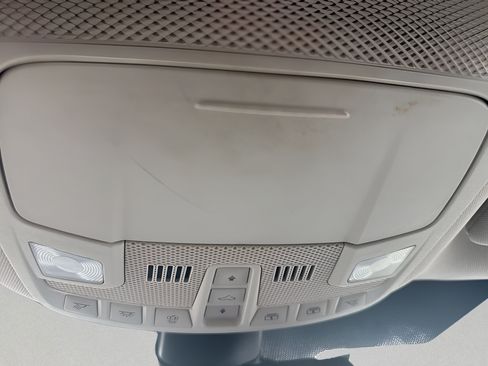 Used 2018 Ford Edge SEL w/ Equipment Group 201A AWD/4WD image 37