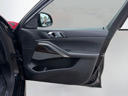 Used 2025 BMW X6 xDrive40i image 45