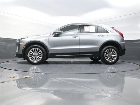 Used 2024 Cadillac XT4 Premium Luxury image 30