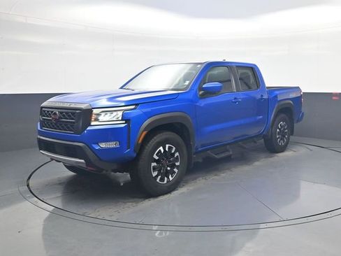 Used 2024 Nissan Frontier PRO-4X w/ Pro Convenience Package image 2