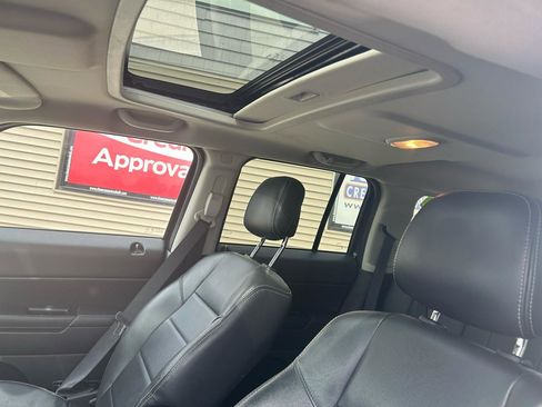 Used 2014 Jeep Patriot High Altitude FWD image 18