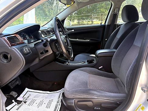 Used 2012 Chevrolet Impala LT FWD image 7