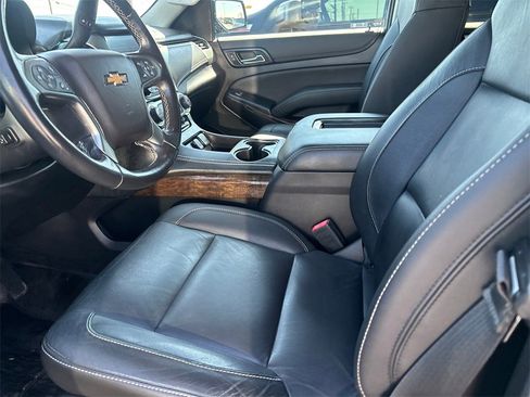 Used 2019 Chevrolet Tahoe LT w/ Luxury Package image 8