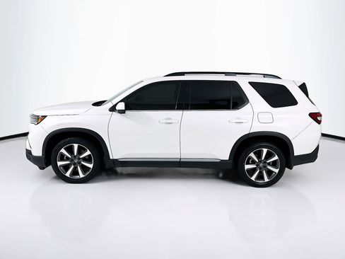 Used 2024 Honda Pilot Elite image 5