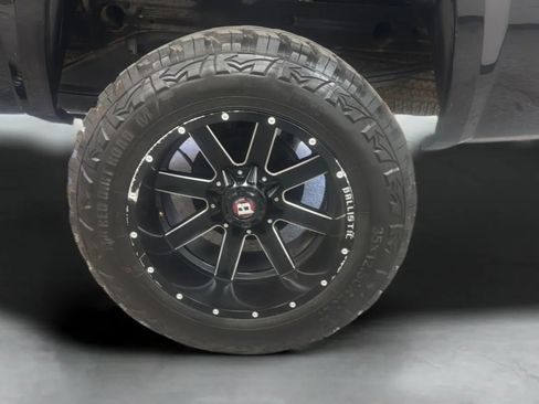 Used 2012 GMC Sierra 1500 SLE w/ Regional Value Package RWD image 30