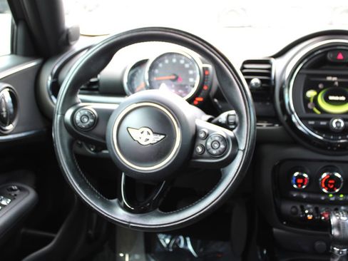 Used 2016 MINI Cooper Clubman image 13