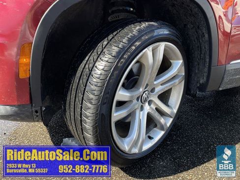 Used 2013 Volkswagen Tiguan S image 24