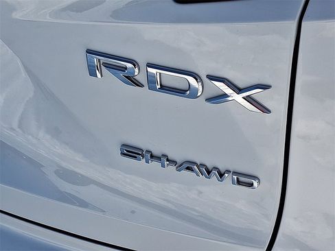 Certified 2025 Acura RDX SH-AWD image 32