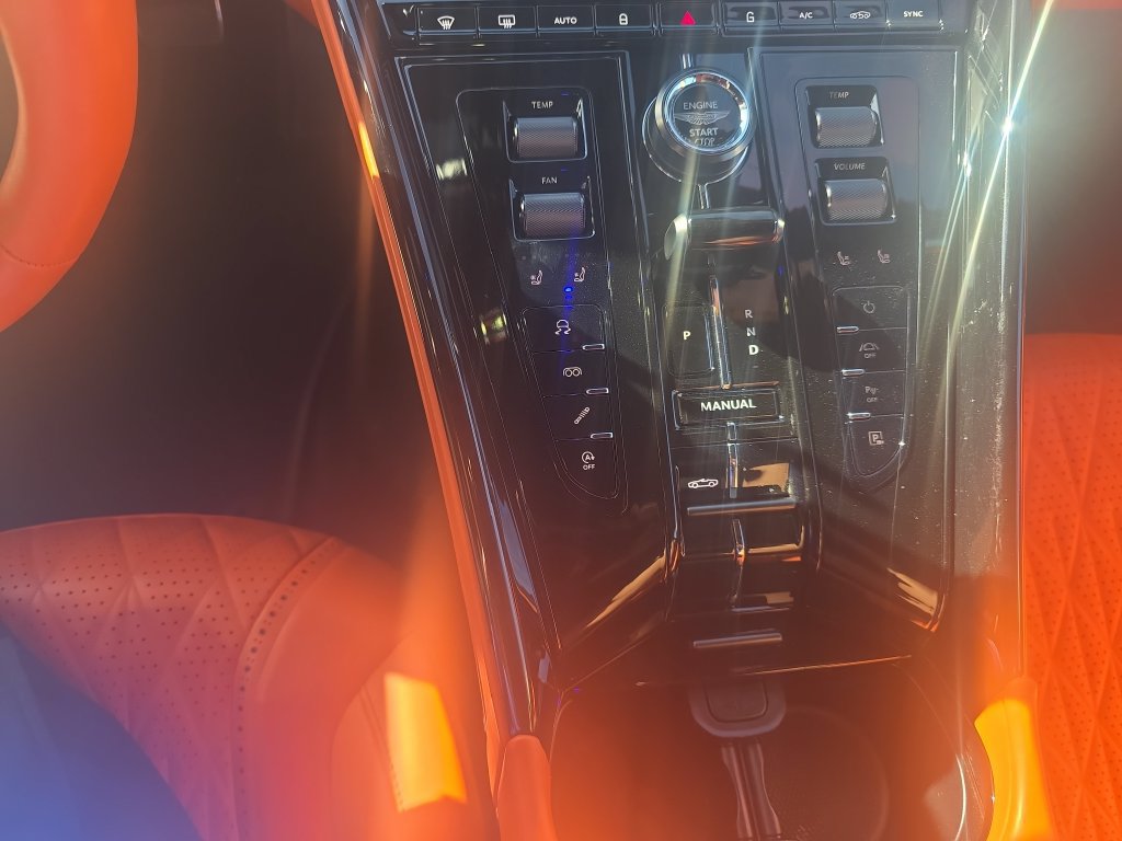 Used 2024 Aston Martin DB12 Convertible RWD image 16
