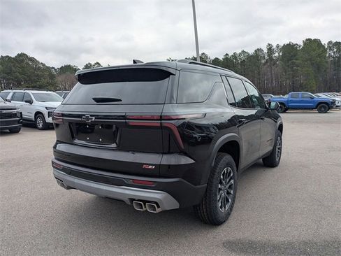 New 2026 Chevrolet Traverse Z71 image 2