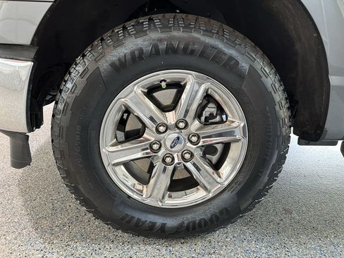 Used 2025 Ford F150 XLT w/ Equipment Group 301A Standard AWD/4WD image 28