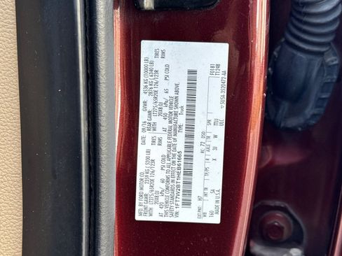 Used 2017 Ford F250 Lariat w/ Chrome Package image 18