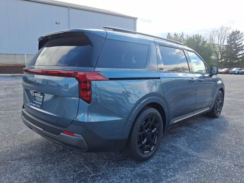 New 2026 Kia Carnival SX w/ SX Dark Edition Package FWD image 8