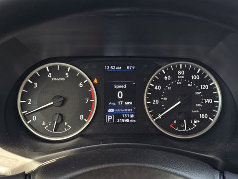Used 2024 Nissan Sentra S FWD image 17