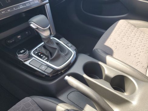 Used 2025 Kia Seltos S image 23