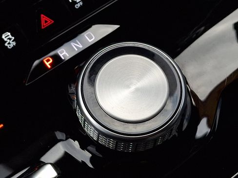 Used 2024 Jeep Wagoneer Series II image 18