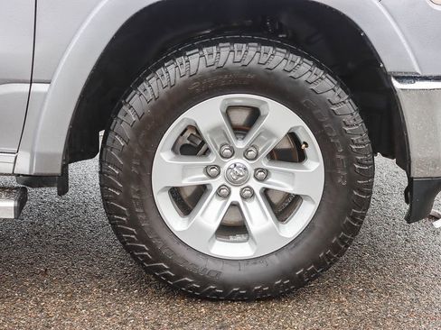 Used 2019 RAM 1500 Laramie image 17