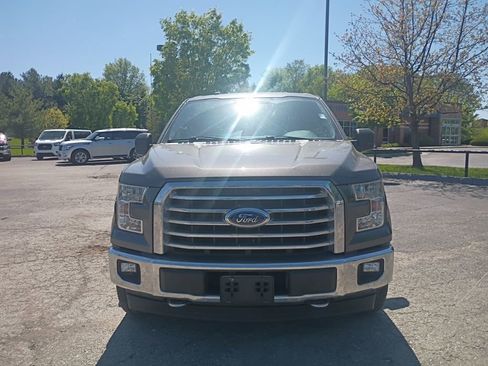 Used 2017 Ford F150 XLT w/ Equipment Group 302A Luxury AWD/4WD image 4