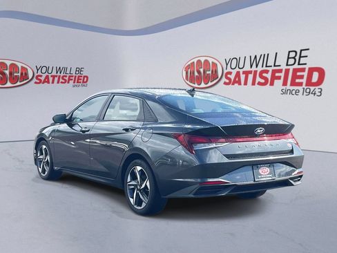 Used 2023 Hyundai Elantra SEL w/ Convenience Package FWD image 8