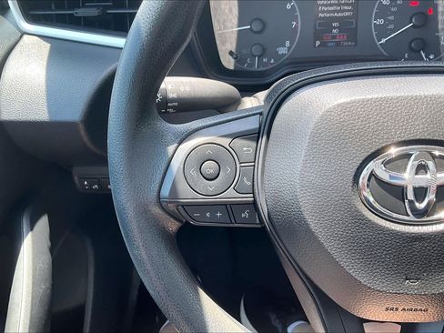 Used 2025 Toyota Corolla LE w/ LE Premium Package FWD image 22